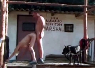Sex in front a stunning hound